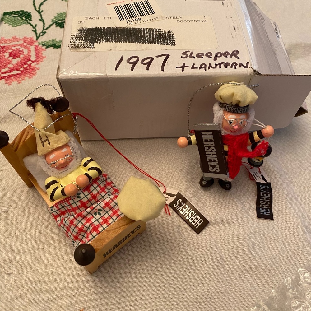 Vintage’97 Hershey Collectibles